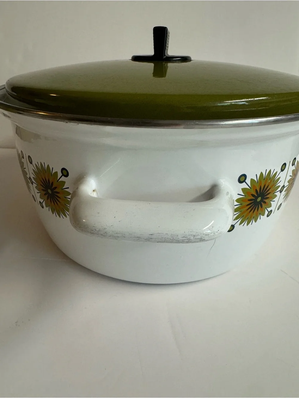 Vintage 60s White Green + Yellow Flower Universal Made in Austria Pot - lid